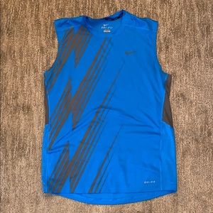 Nike dri-fit cut off size M
